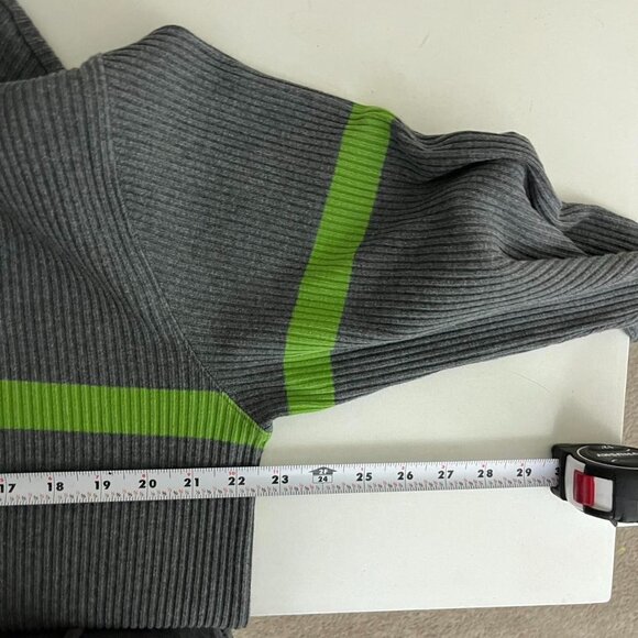 Grey and green striped y2k turtleneck sweater - Picture 6 of 8